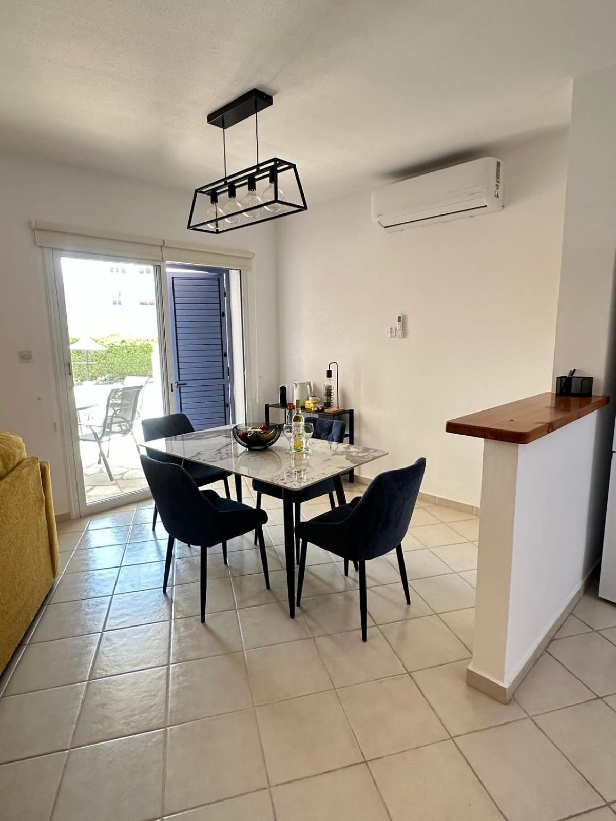 Two Bedroom Marsefino Amazing Townhouse-apartment Apartment *