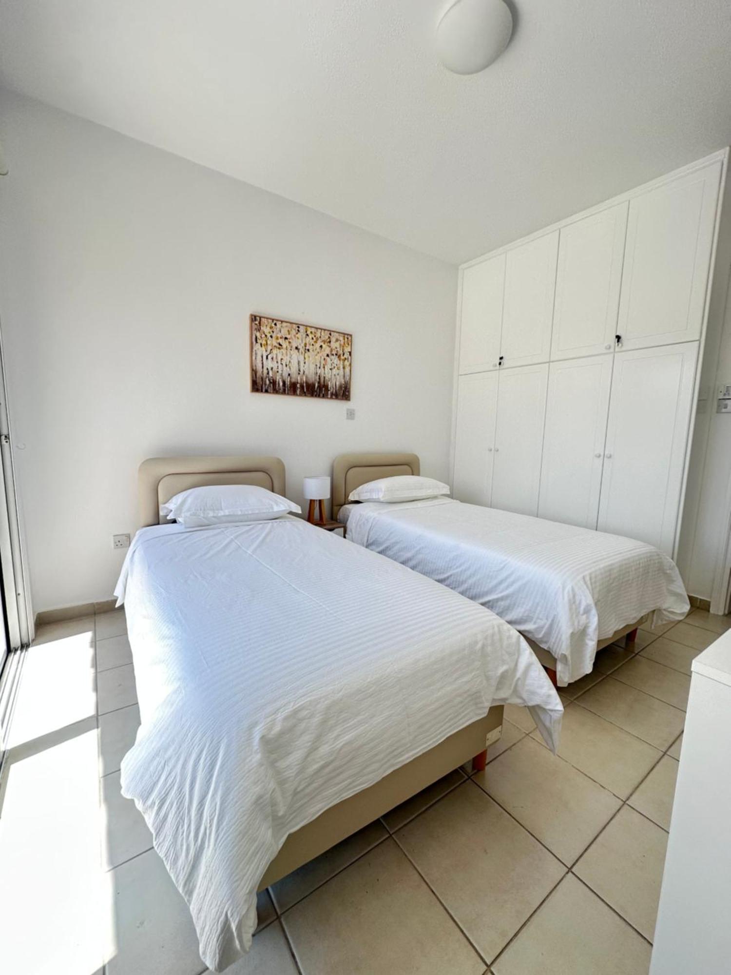 Two Bedroom Marsefino Amazing Townhouse-apartment Apartment *